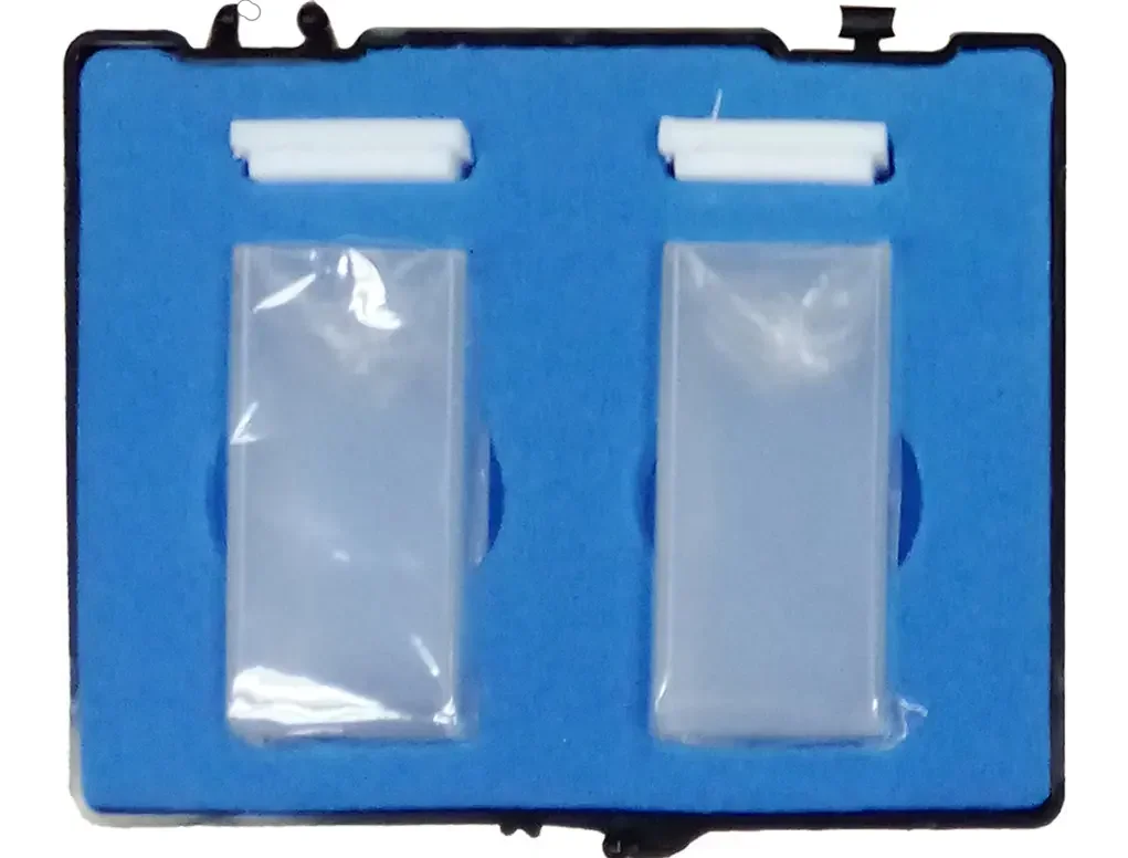 SQUARE CUVETTES.GLASS 20mm 3