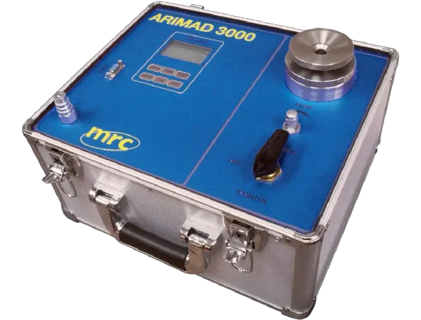 MEASURING WATER POTENTIAL WITH A PRESSURE CHAMBER