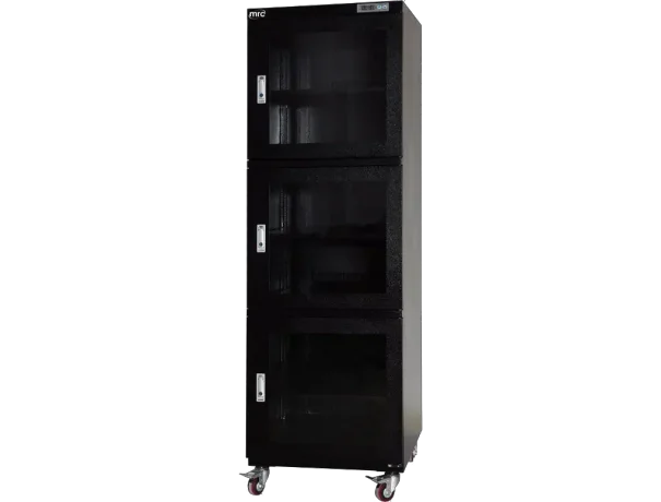 Dry cabinet 10-20%RH 728 liter 5 Shelves 3 Doors