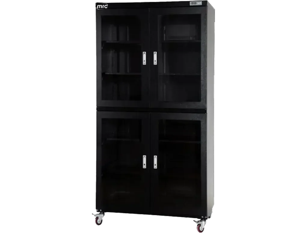 Dry cabinet 10-20%RH 870 liter 5 Shelves 4 Doors