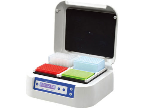 Digital Thermo-shaker for 4 microplates