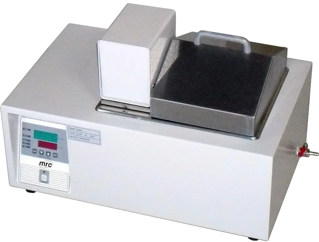 Circulating Oil Bath 200c° -7 Liter