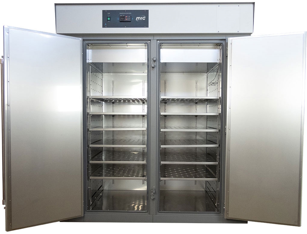 HORIZONTAL AIR FLOW HIGH PERFORMANCE OVEN,260DEGC,1083 LITER